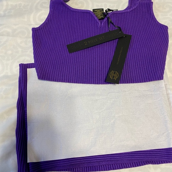 House of Harlow NWT, 2 Piece Knit Skirt Set, Sizes XS, S.  Beautiful! - Picture 3 of 4